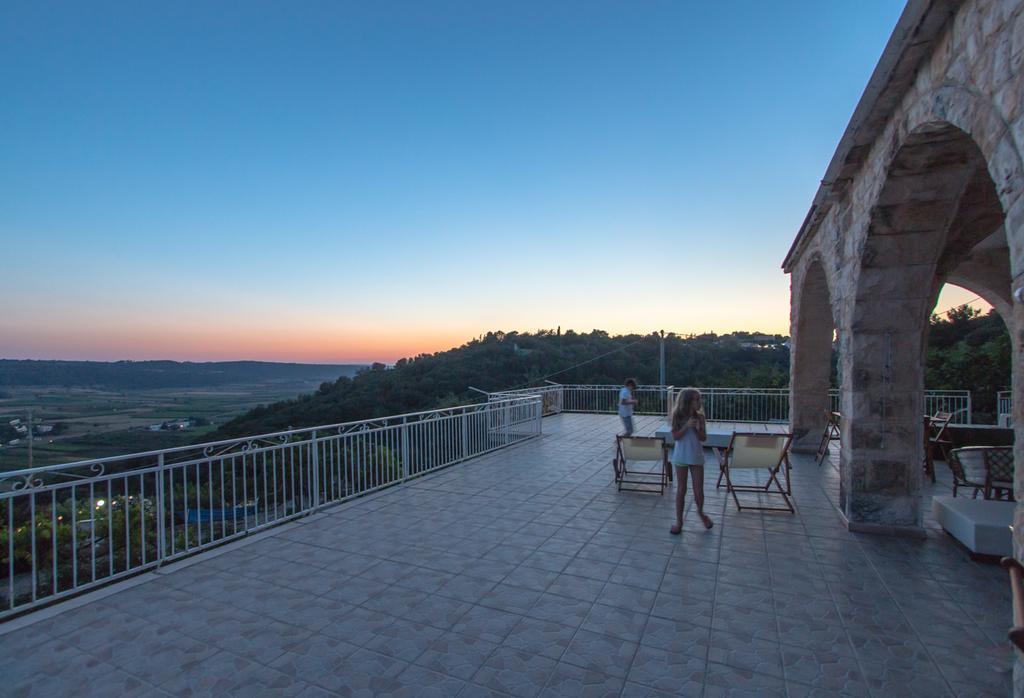 B&B In Fondo Alla Strada Фазано Экстерьер фото